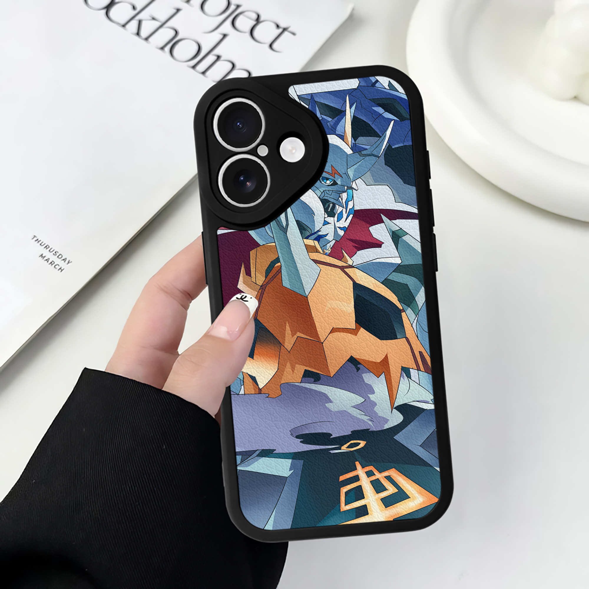 （画像用） Digimon デジタルモンスター/デジモン 【iPhone 16シリーズ対応】シリコンスマホケース（レザー調） 材質：シリコン